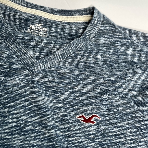 Hollister men’s size large set of two T-shirts - Picture 6 of 7